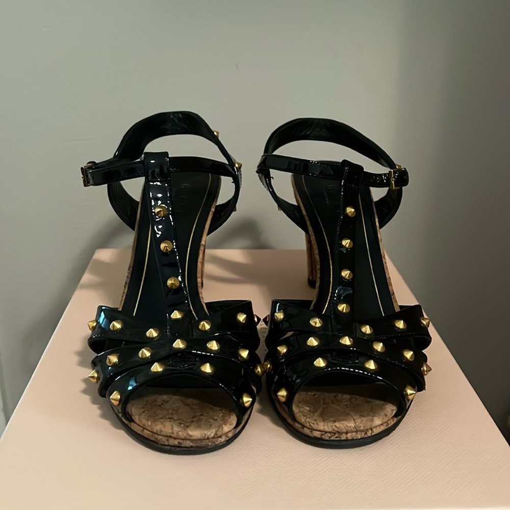 Gucci heels size 7.5